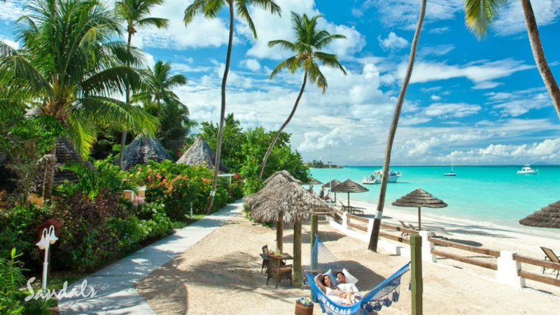 Babymoon - Sandals Antigua