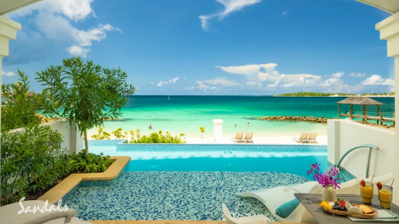 Babymoon - Sandals Bahamas